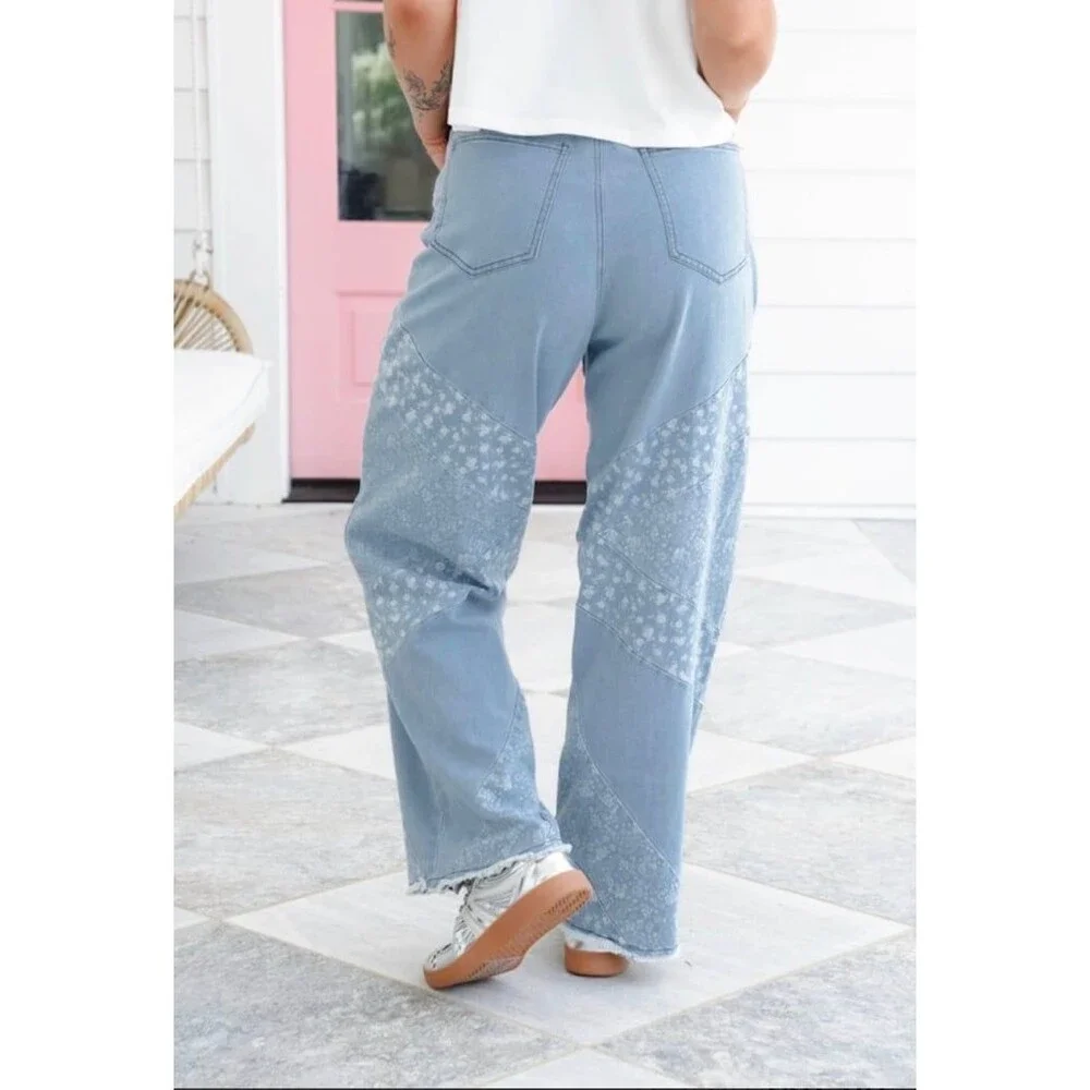 Davi & Dani pants womens size medium 6-8 floral jeans womens jeans boho stretch